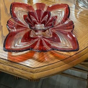 Saks Fifth Avenue Red and White Glass Art Plate with Floral Design